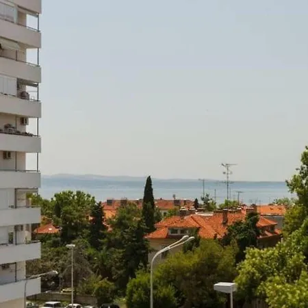 Alijev Gasthuis Split